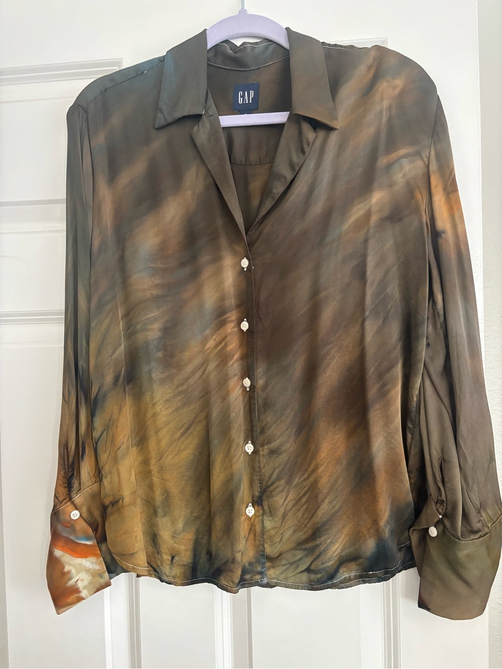 GAP Women's Olive Brown Tie Dye Satin Button-Up Shirt Small